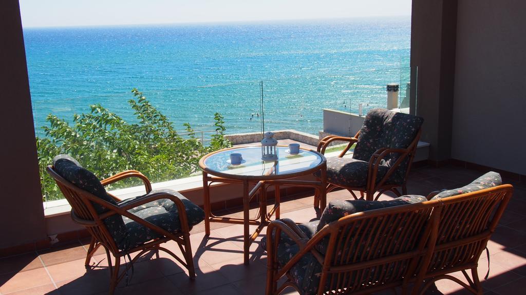 Dip In The Blue - 1 Villa Agios Georgios  Dış mekan fotoğraf
